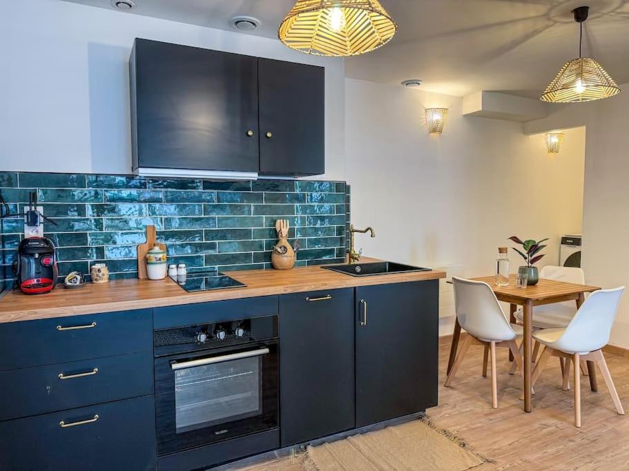 Elegance Au Coeur De Tarbes Apartment Exterior photo